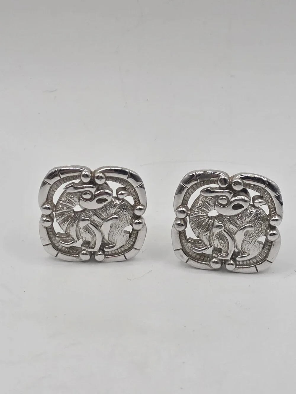 VTG Signed Monet Silver Tone Asian Mythical Dragon Lion Openwork Clip On Earring